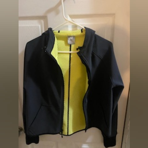 Nike Sportswear Hooded Jacket - Picture 2 of 6